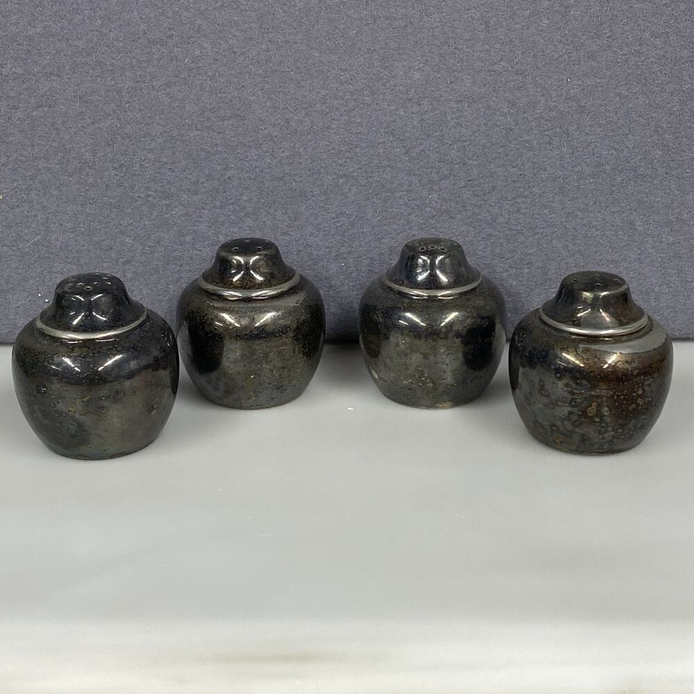 Vintage International Silver Salt & Pepper Shakers Lot Of 4